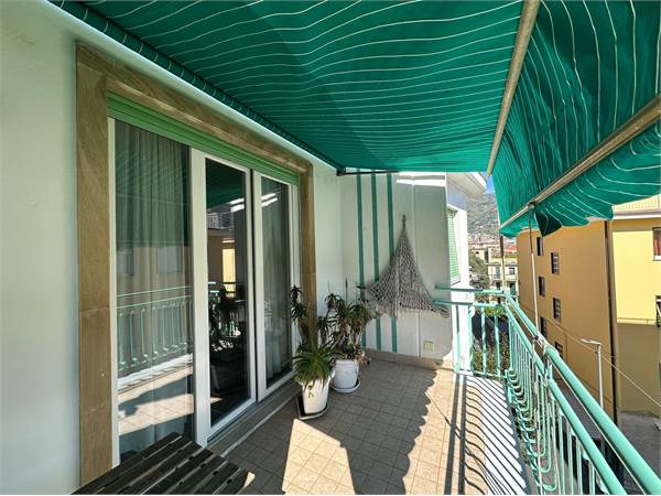 Appartamento di 104 mq con ampio terrazzo e volendo con box auto